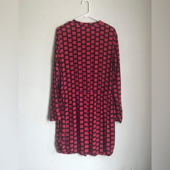 Splendid Large Dress - Picture 3 of 6